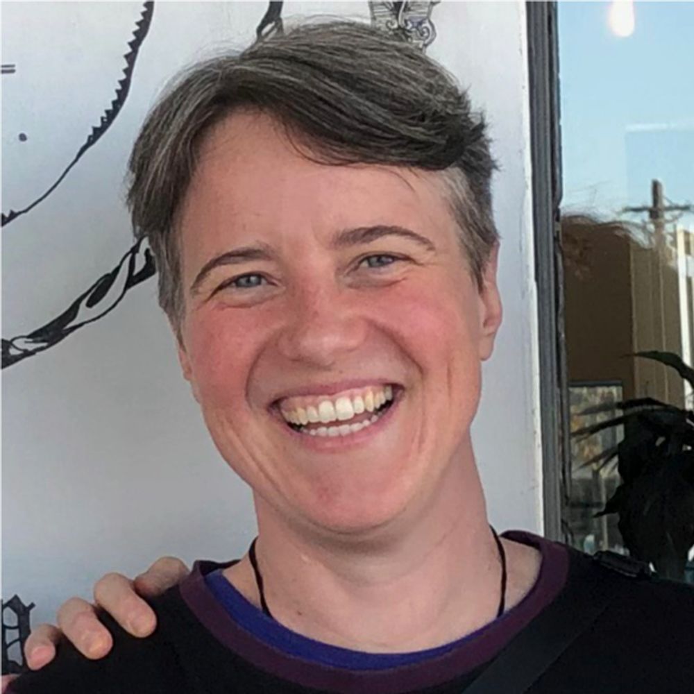 Kirsten Comandich