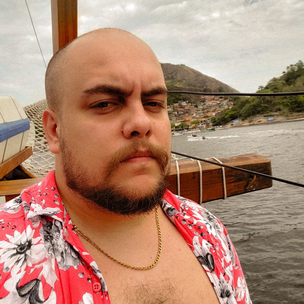 mística enfriltada a mais de um mês na mansão 🩻