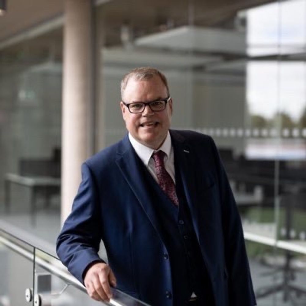 Phil Tomlinson