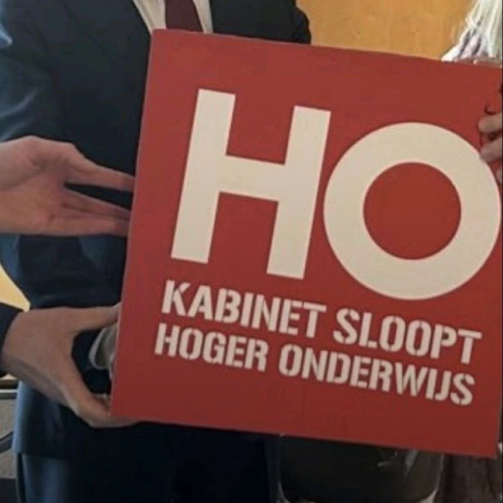 Minister tegen Onderwijs, Cultuur en Wetenschap