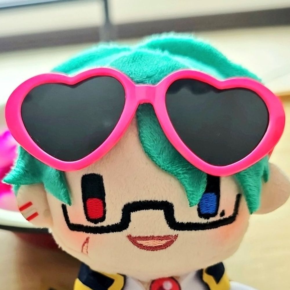 深緋(こきひ)