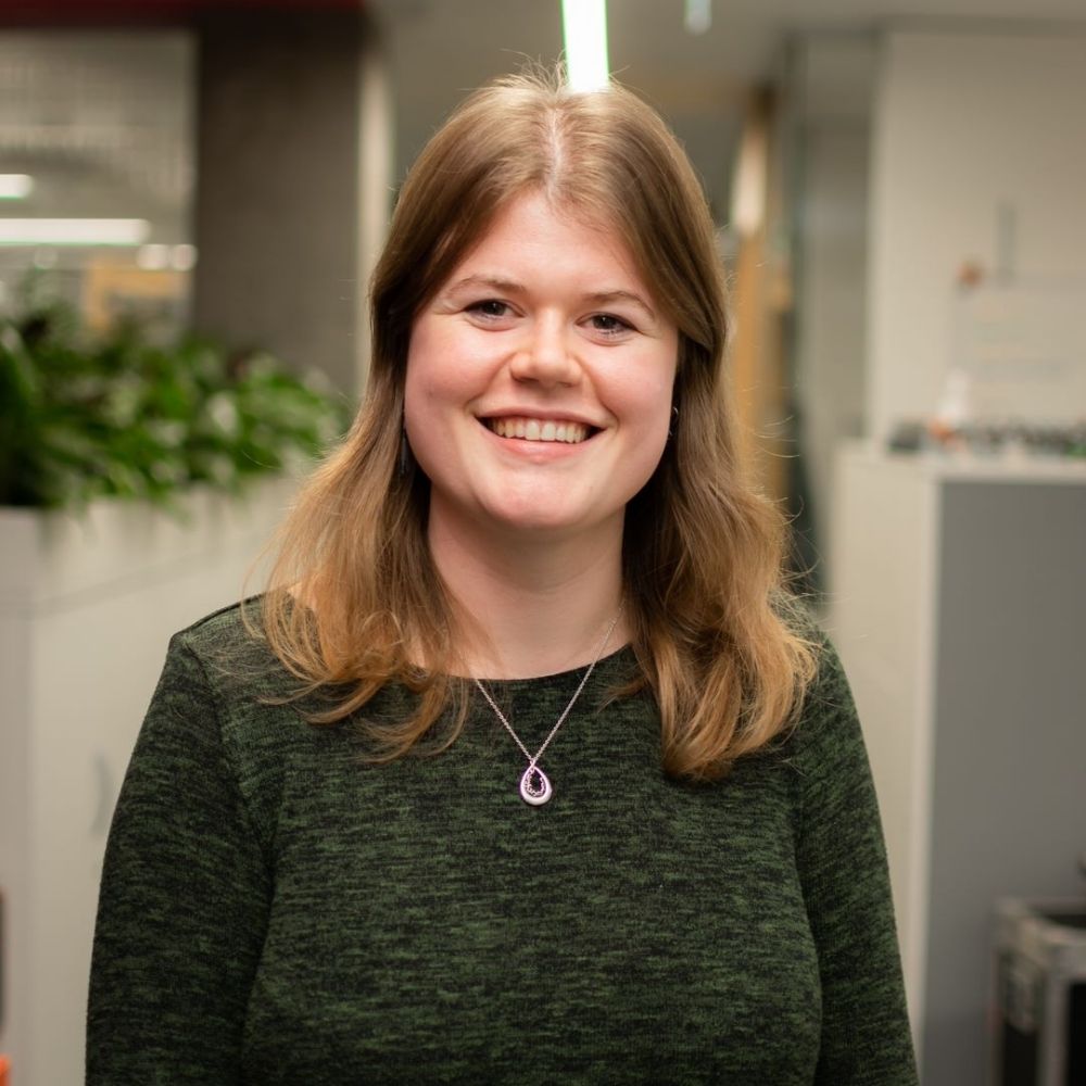 Laura MacLeod (Moran)
