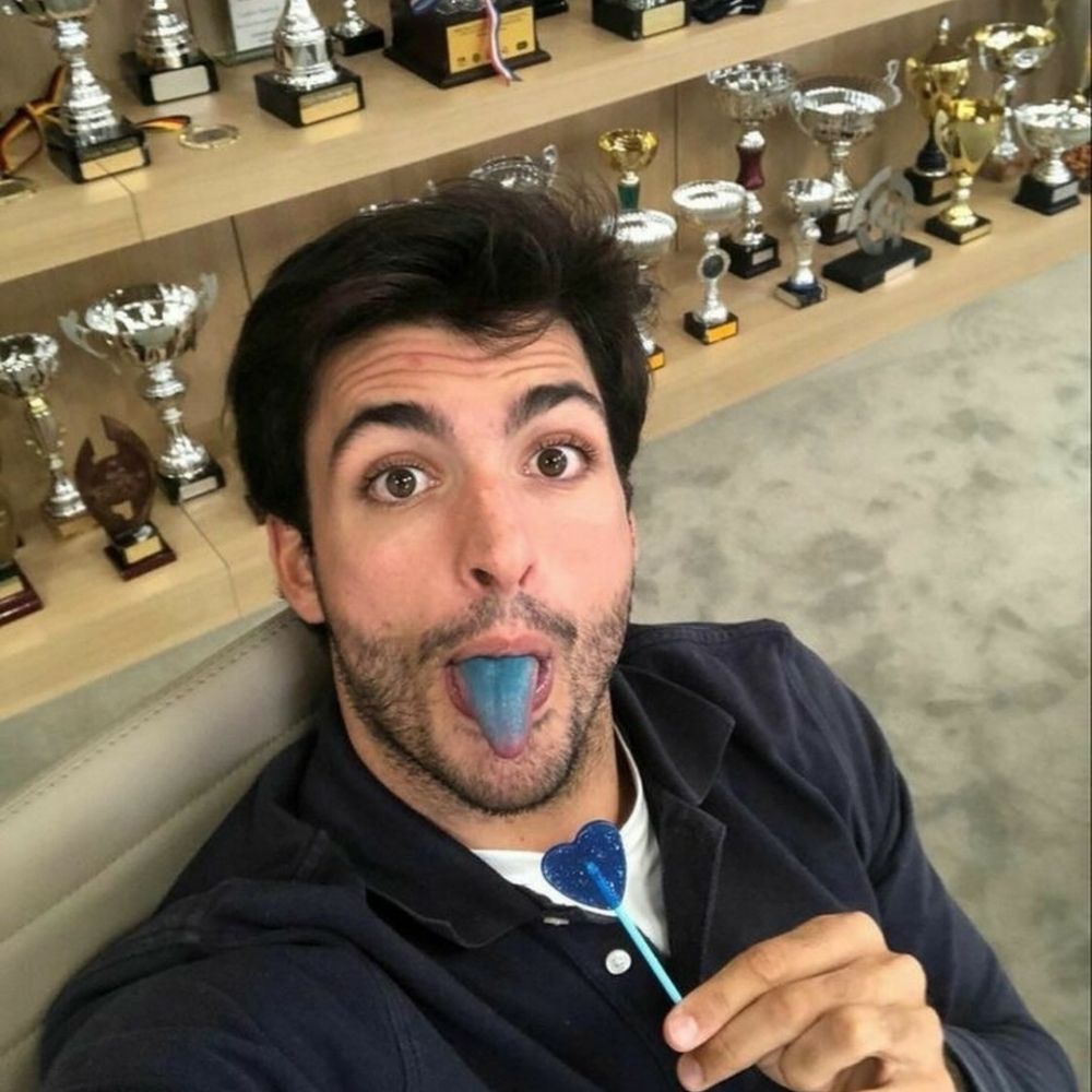 namorado do carlos sainz