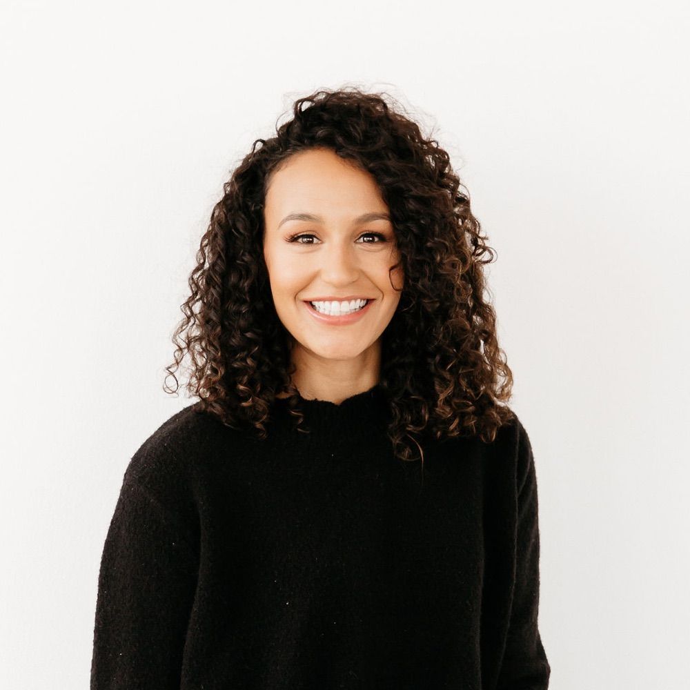 Traci Thomas 