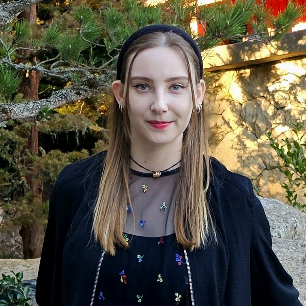 alyssa is ✨️ querying ✨️