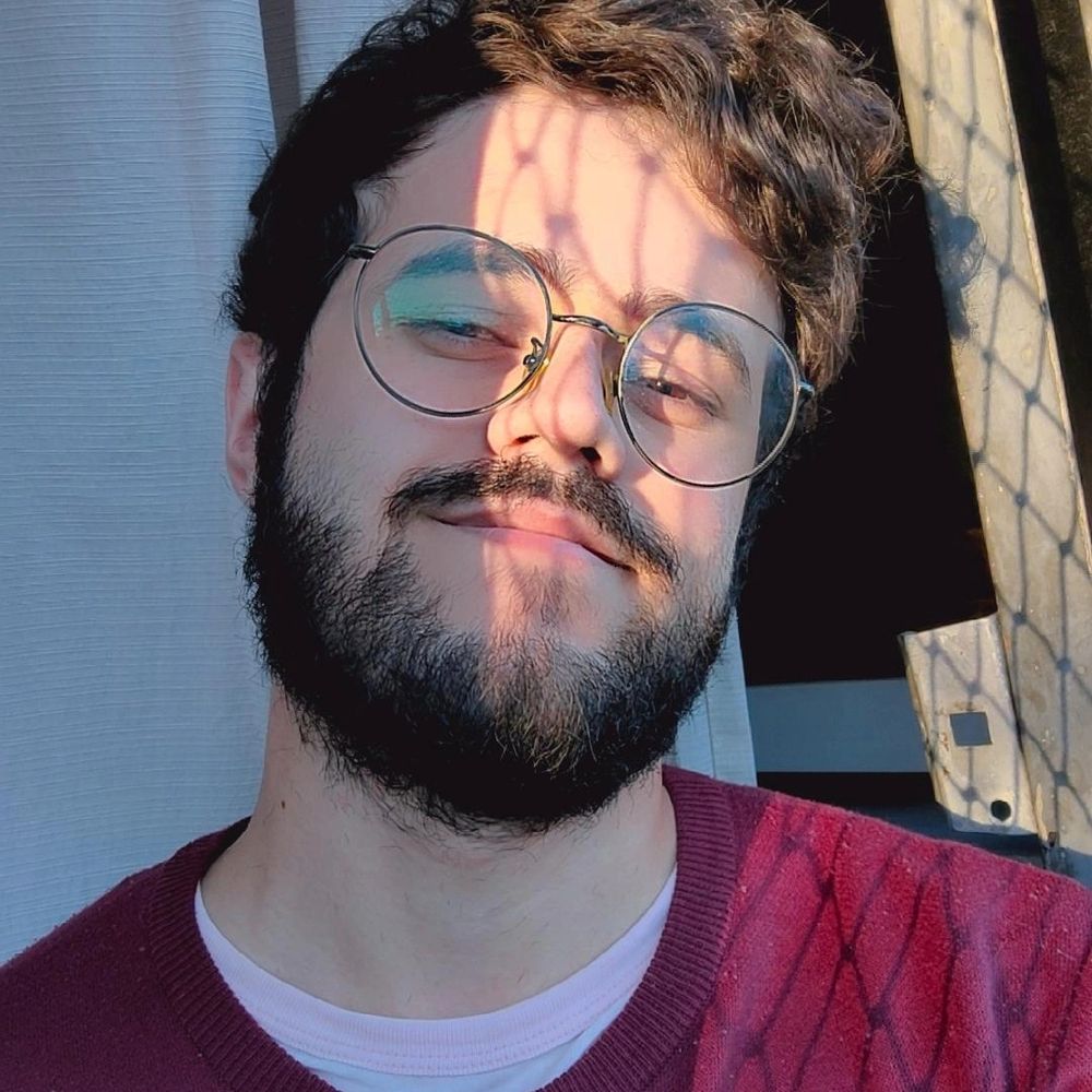 Sr Ferraz (⁠ノ⁠ಥ⁠,⁠_⁠｣⁠ಥ⁠)⁠ノ