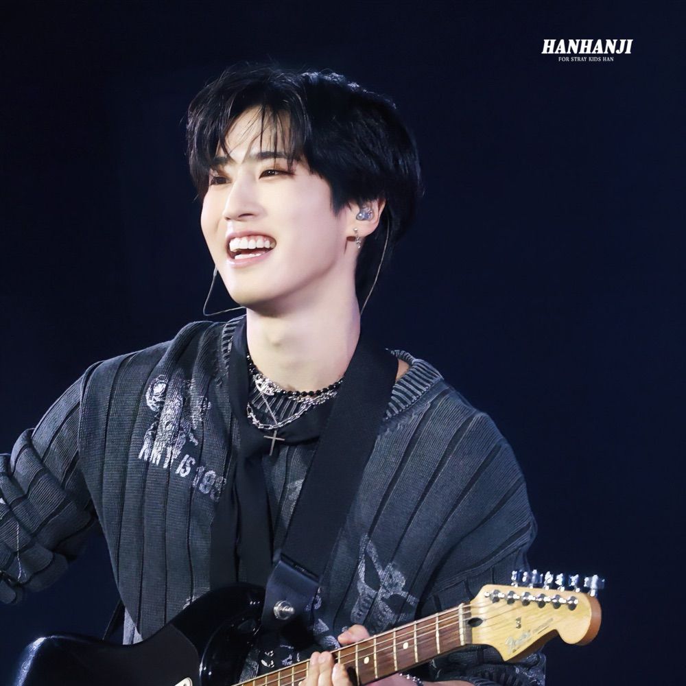 julia | skz 6/18❤️‍🔥