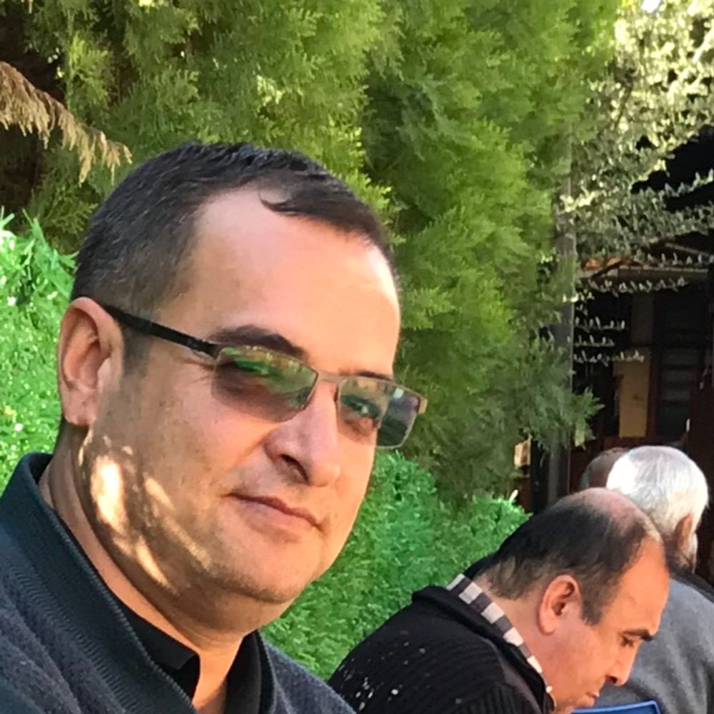 ZEKİ ŞAHİN