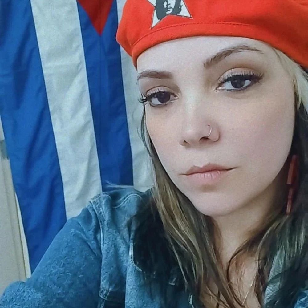 Camarada Shay☭