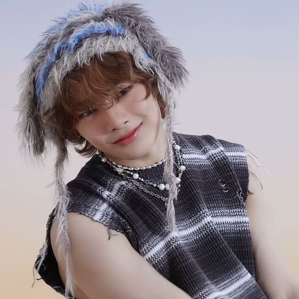 ㅤㅤㅤ 患 ' 𝖉𝑒⳽ɩɾᥱ́ᥱ
