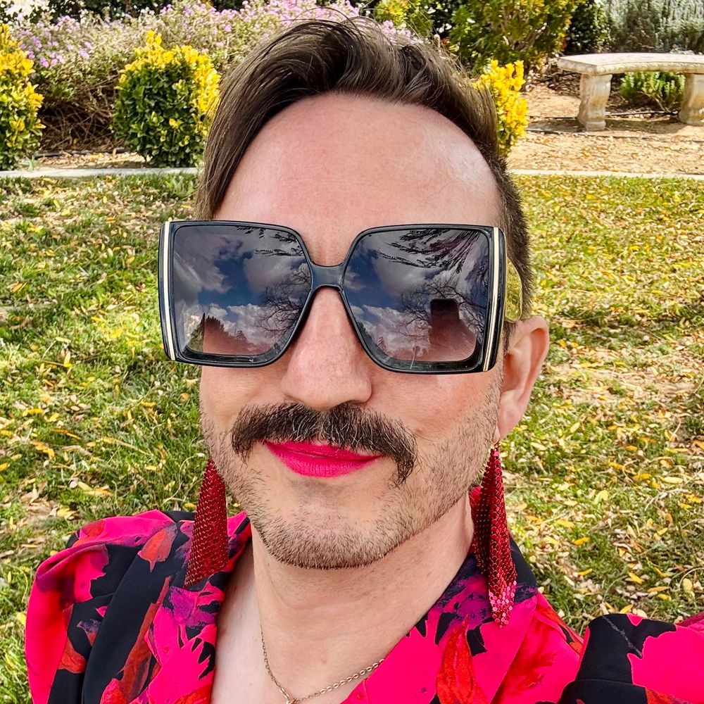 Jonathan Quinn (they/them)