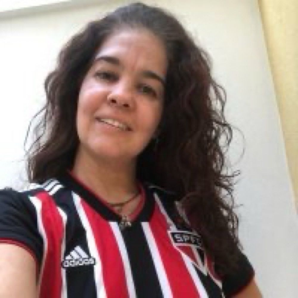 Cláudia Palhano