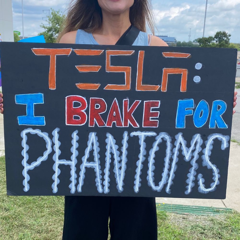 Tesla “Fully Shitty Driving”