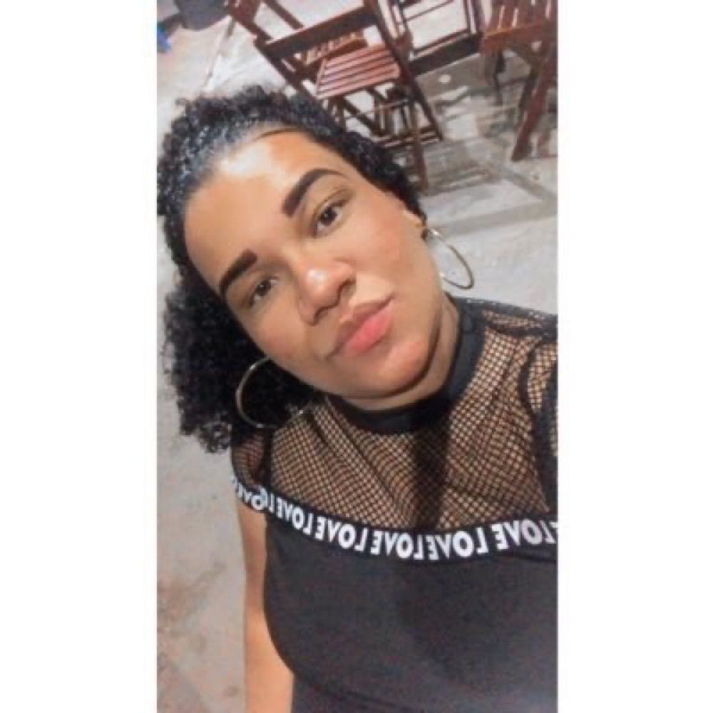 Luane Julia 