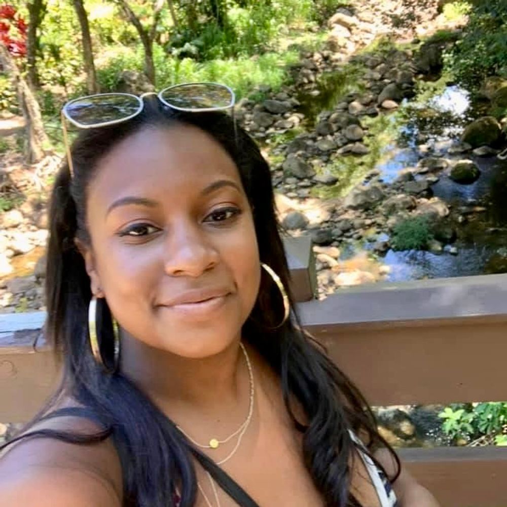 menique nicole 💜