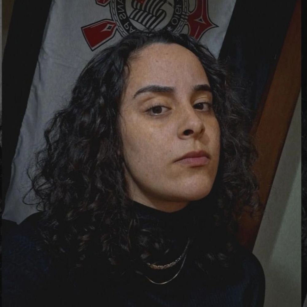 bella | atena