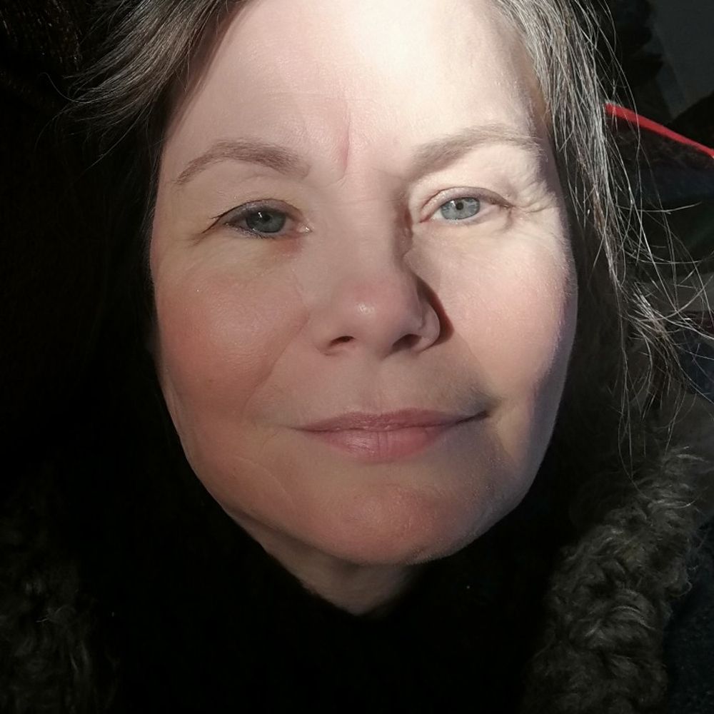 Vicky MacDonald Harris's avatar