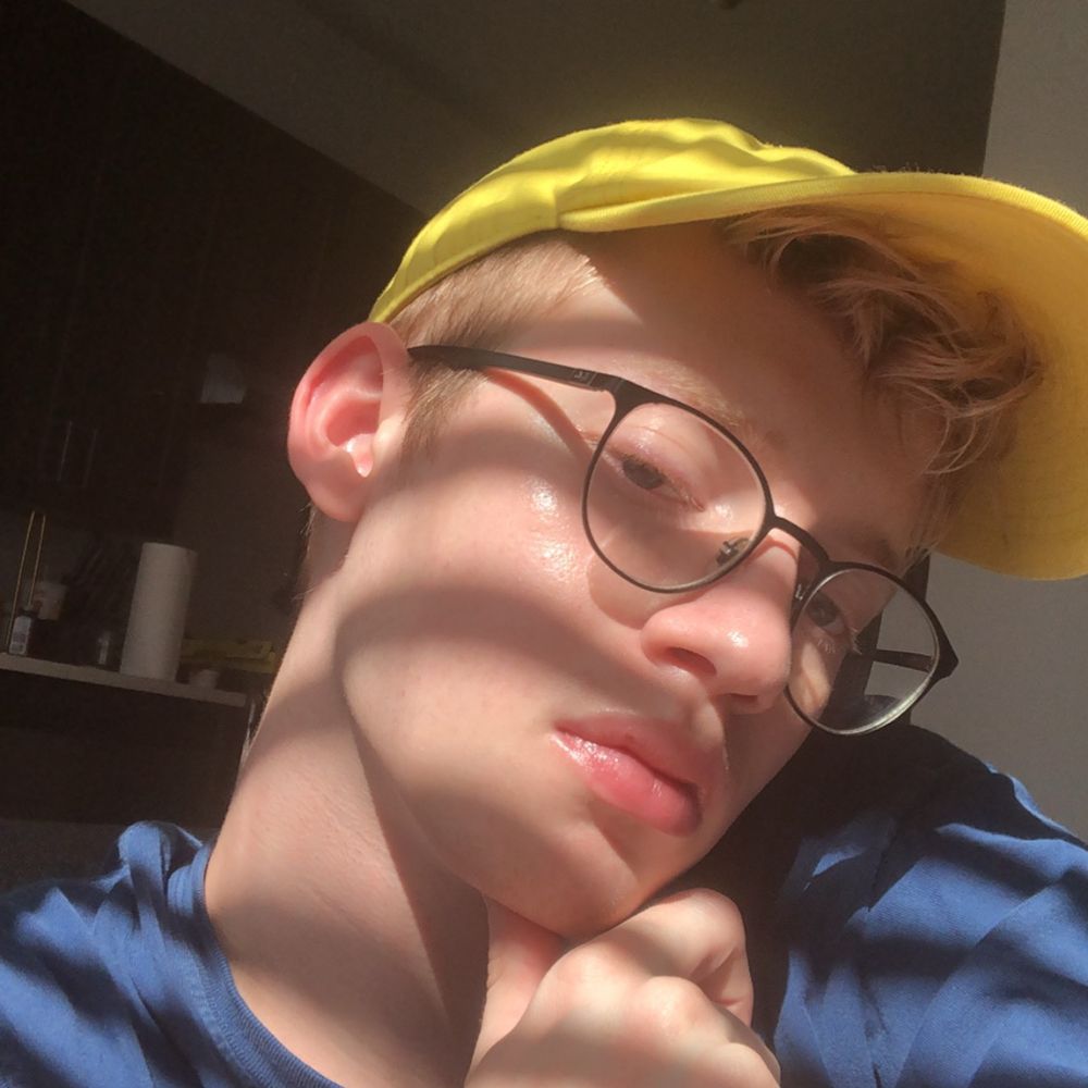 𝚍𝚊𝚗𝚍𝚢 ♡