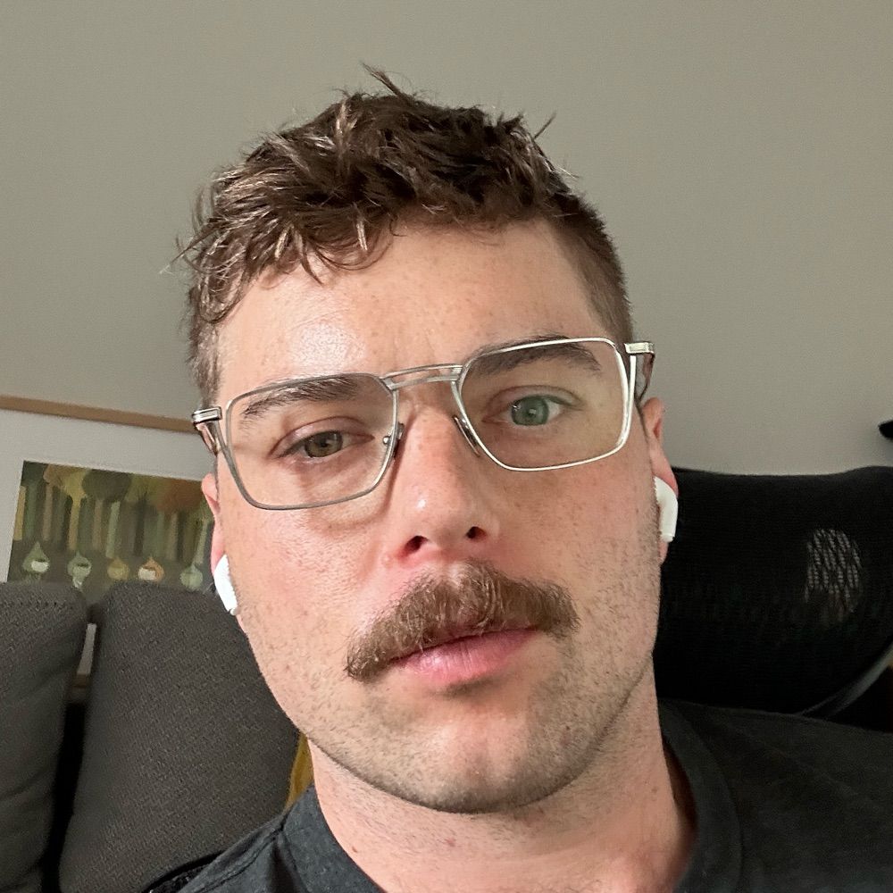 Shane Sw**n*y