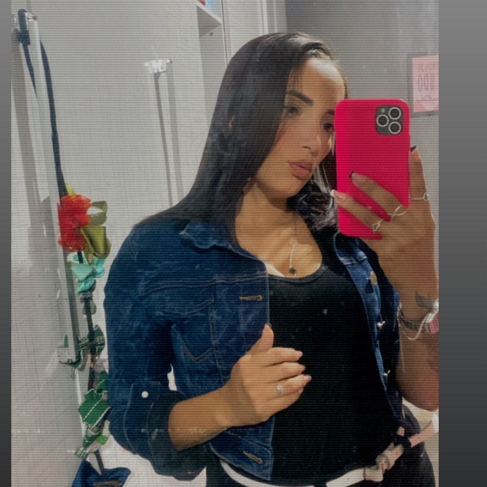 Ivy Arievilo 🦋