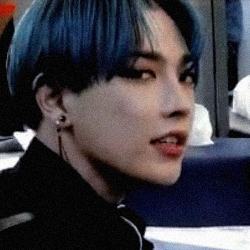 ⩜⃝𝔩𝔢𝔵🌙🏴‍☠️𓃹