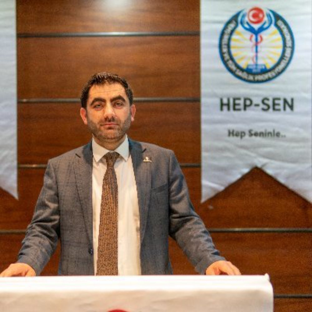 Menderes Özer
