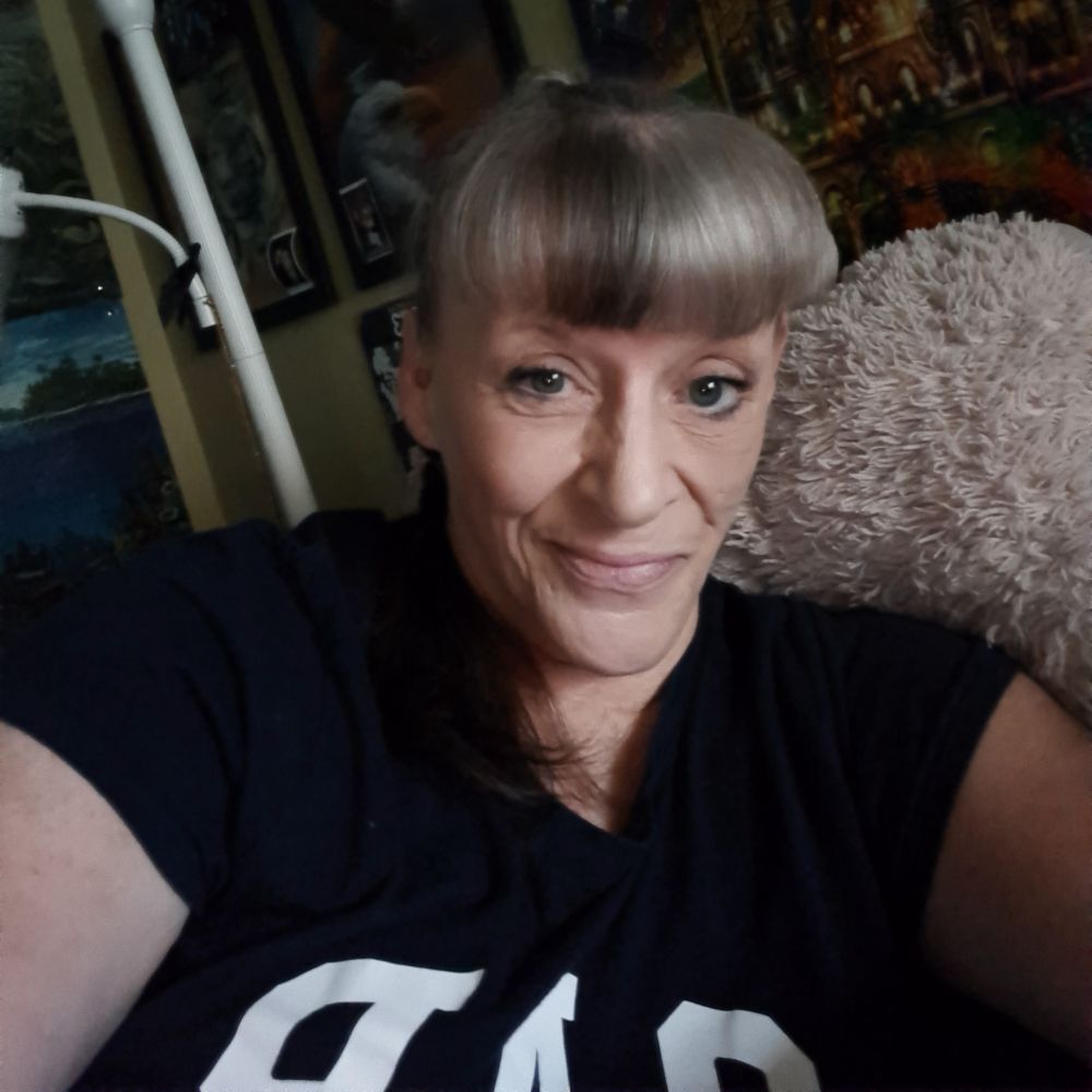 meidasboobarekitty.bsky.social profile picture
