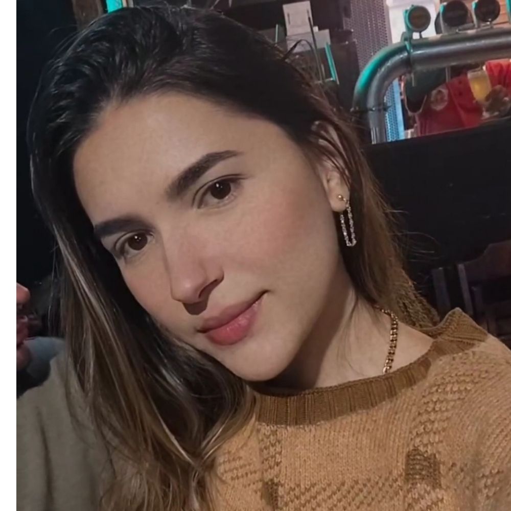 Thaís