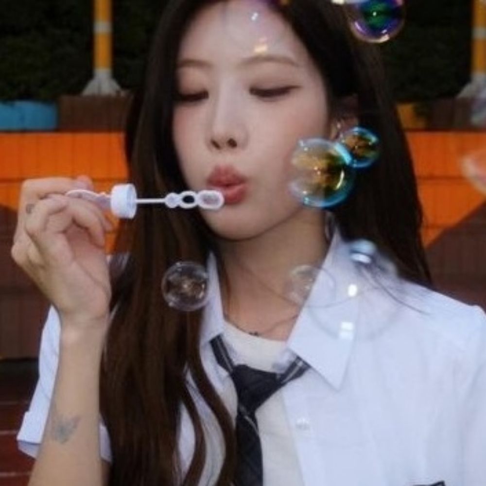 kim lip pics ✨️