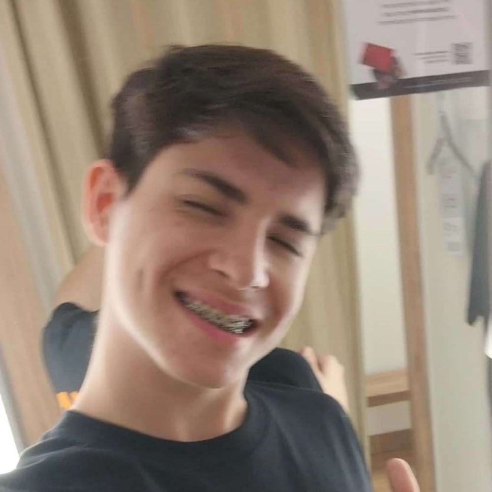mano.felps 