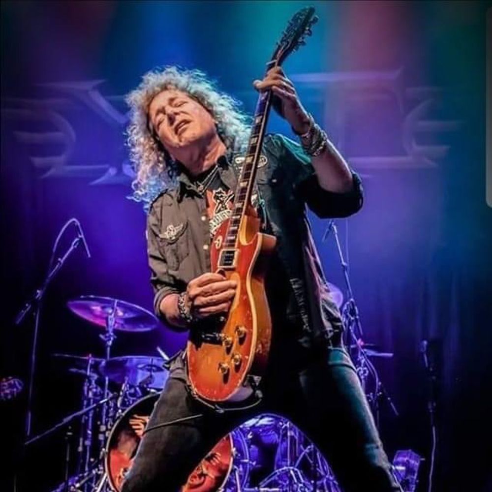 Dave Meniketti