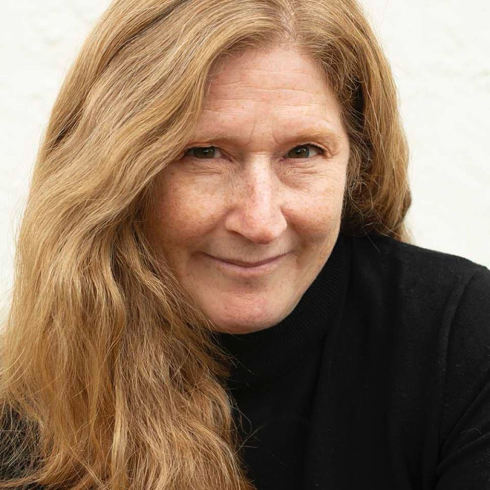 Kim Levin