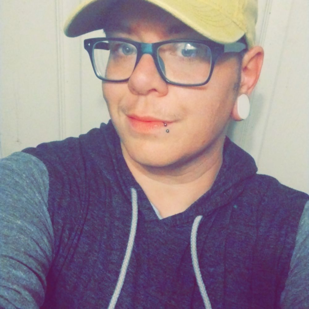Finn (they/he)