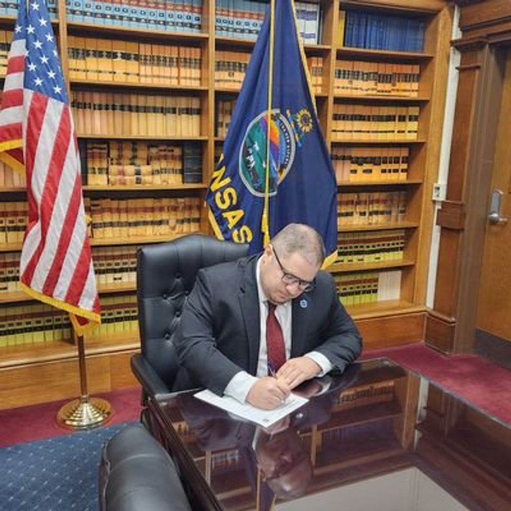 Rep. Nick Hoheisel