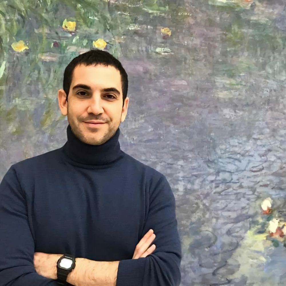 Dr Aris Christidis