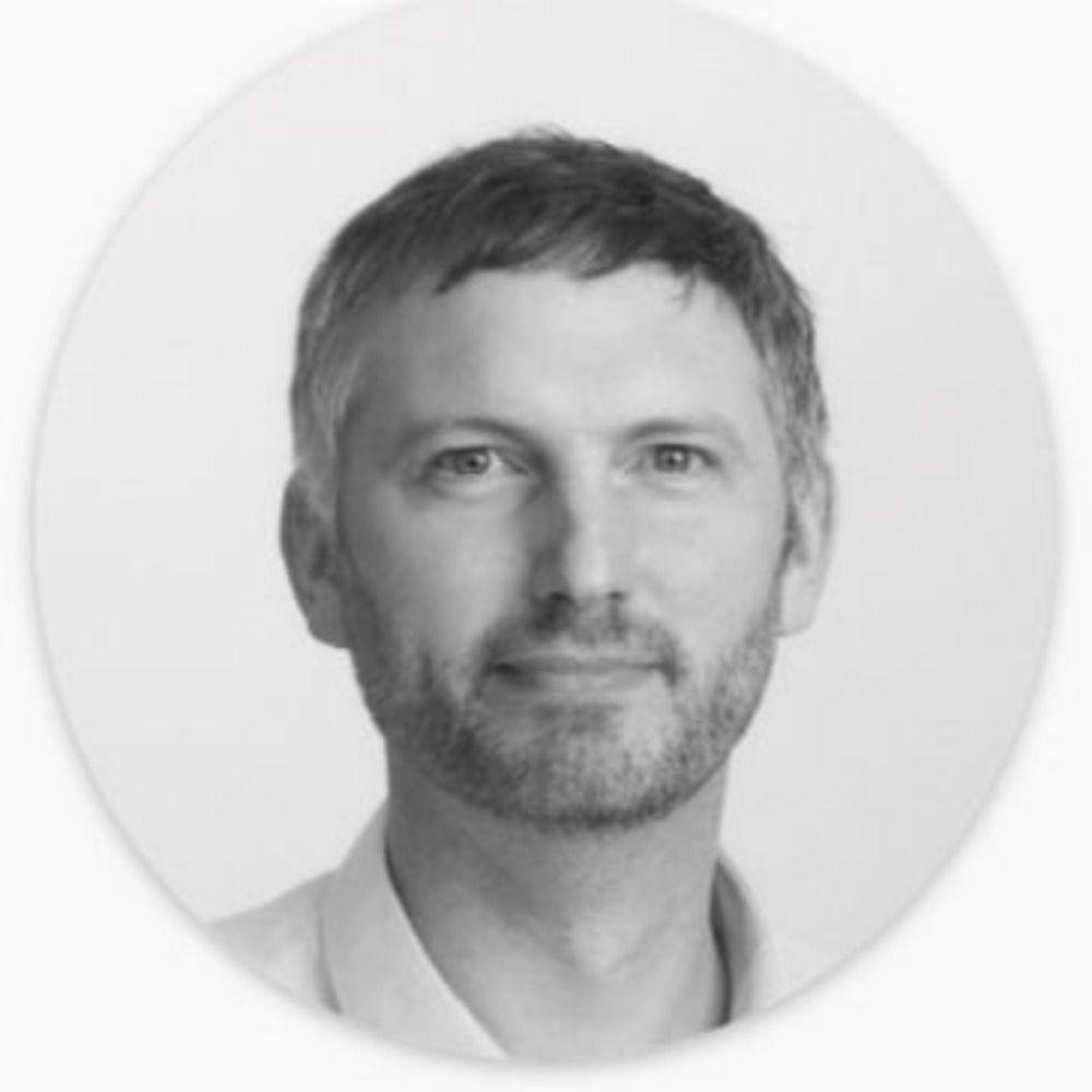 Dr Stephen Flood