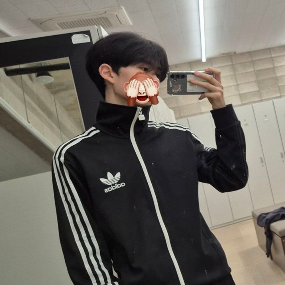 08