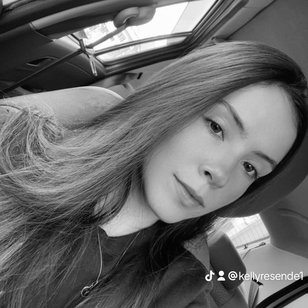 Kelly Resende 