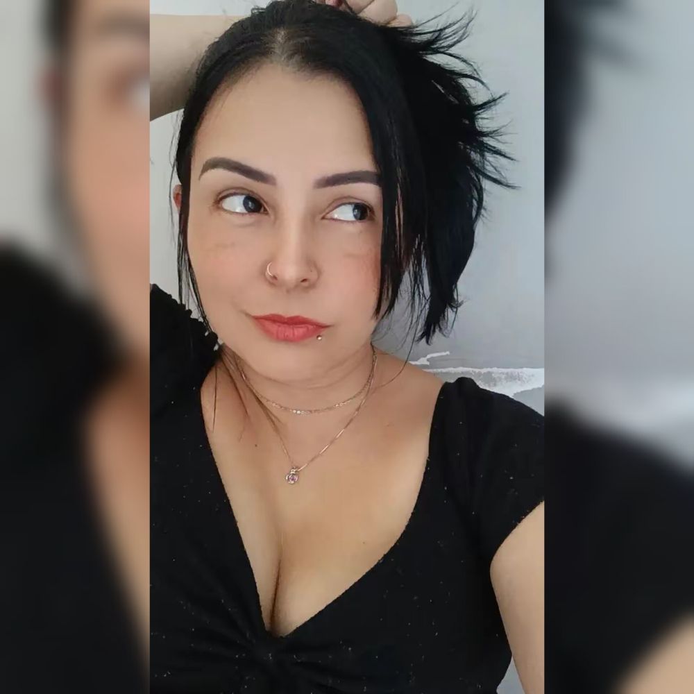 Emeliny Cardoso 