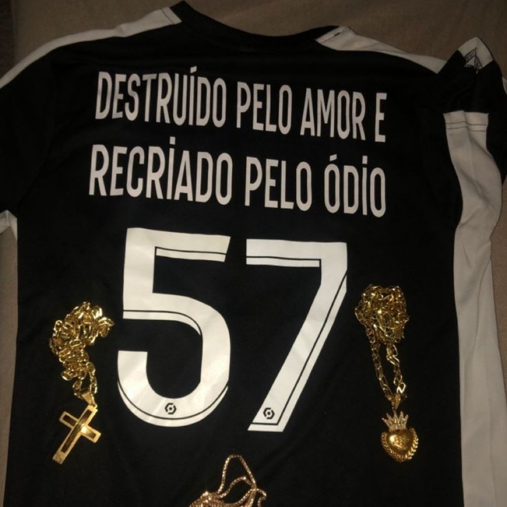 🥇