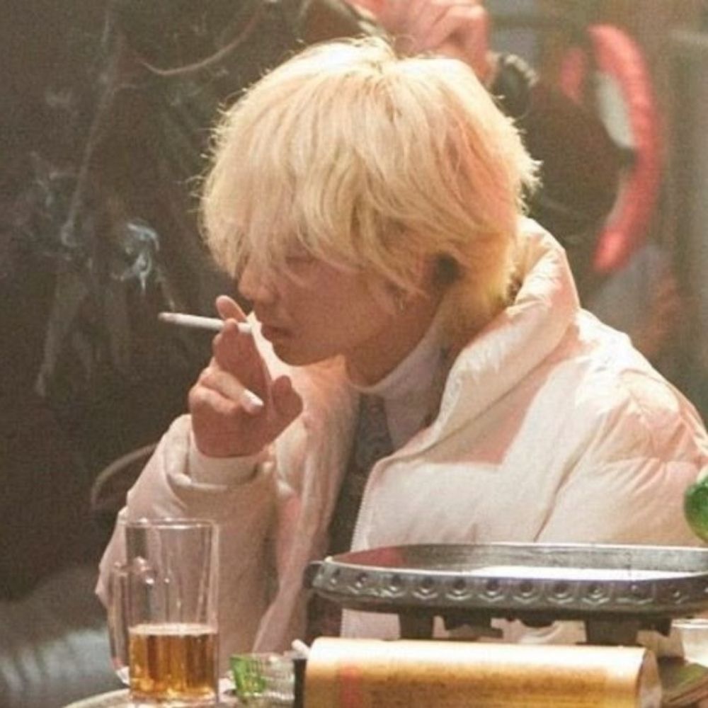 v