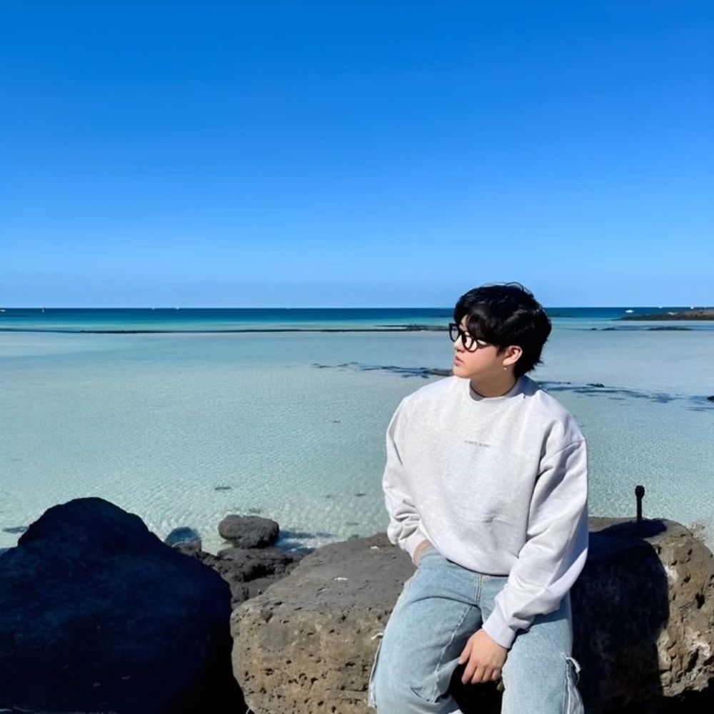 𖹭 𝕁ujuh . ⊹ . ݁˖ . ݁
