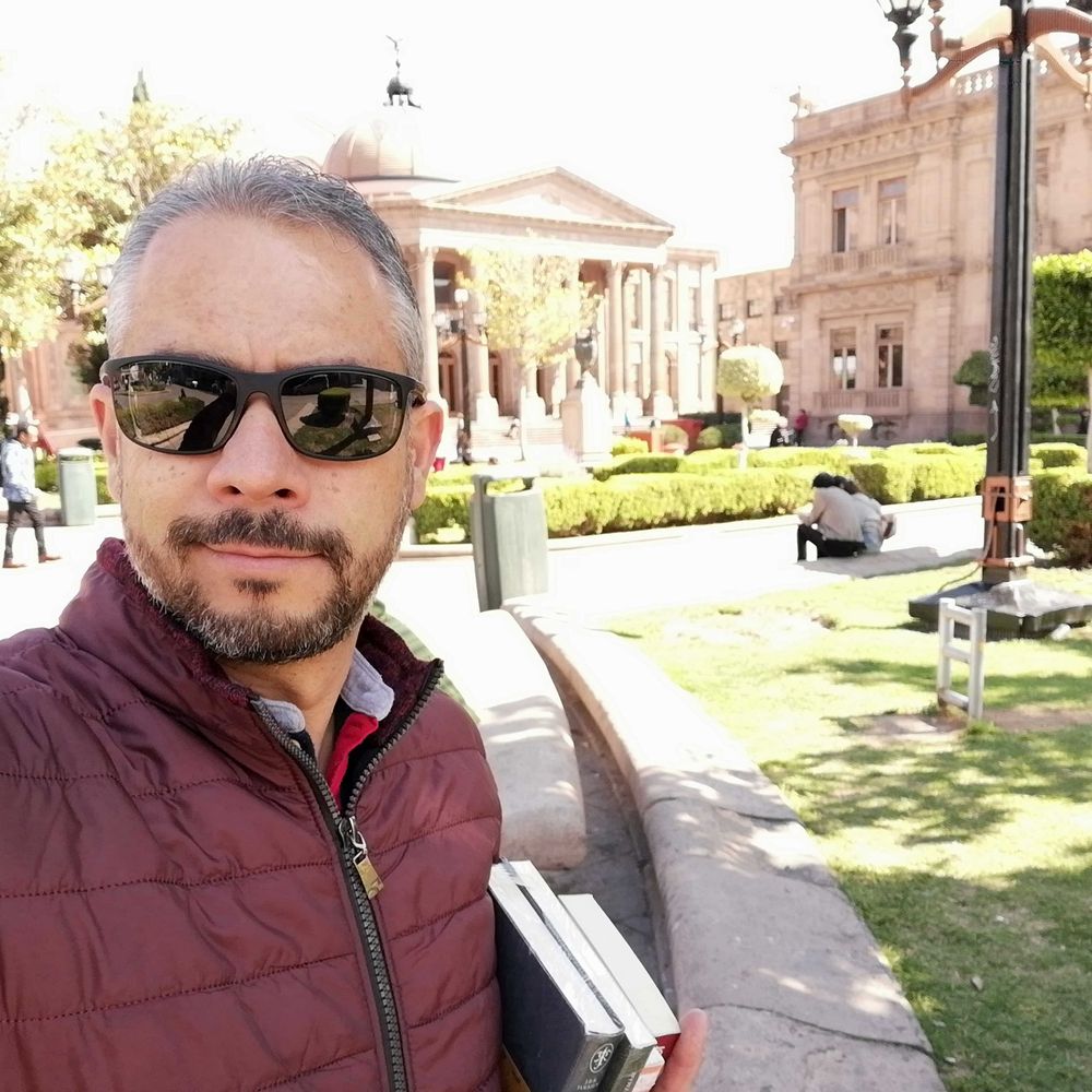 Salvador De León (Keego)