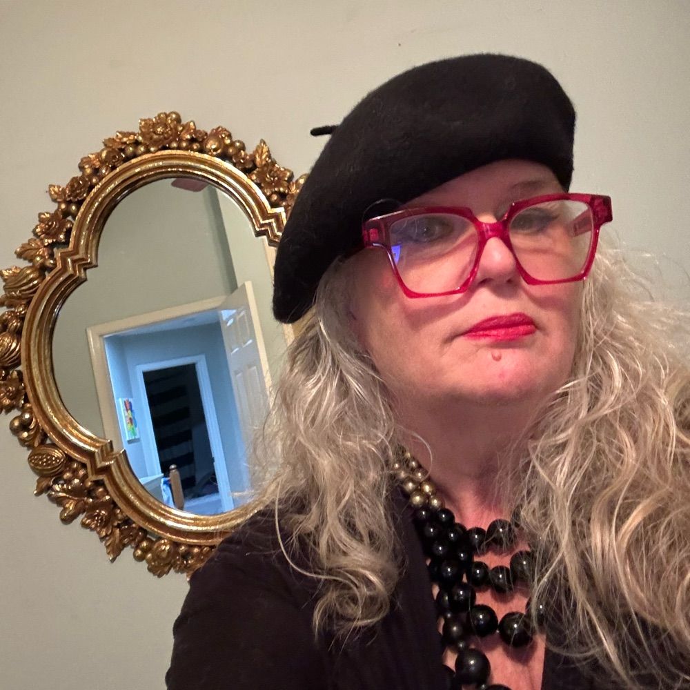 Lisa Eleanor Devaney (nee Rosevear)