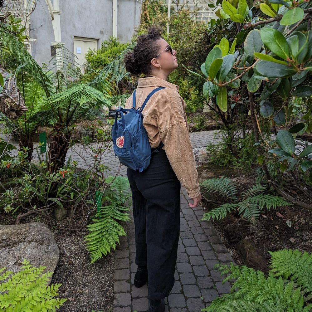 Em (she/her) 