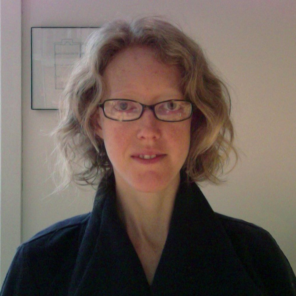 Sara Holmes