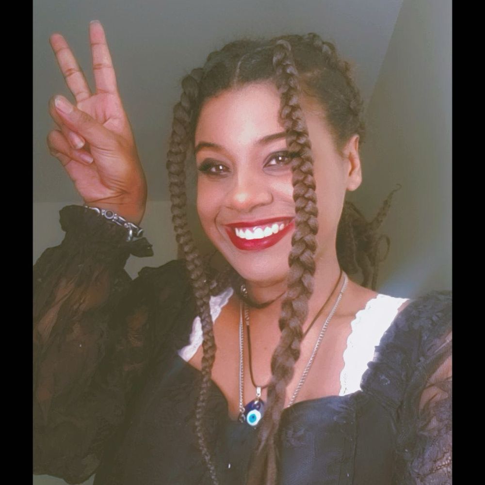 Raven Mathews's avatar