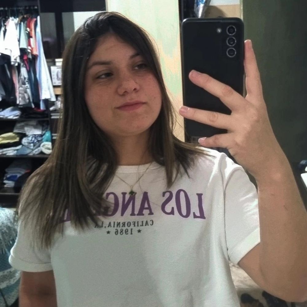 Lavínia Ferreira 