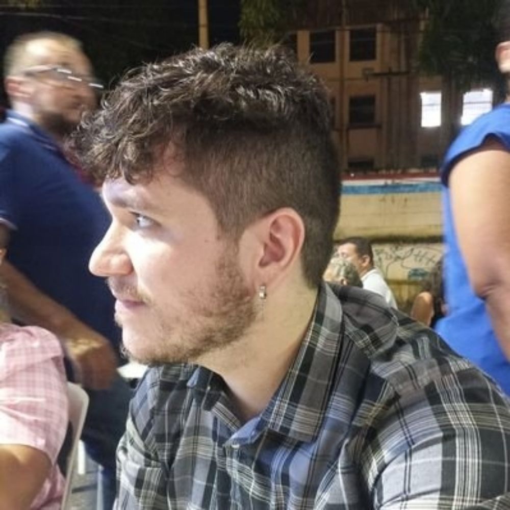 Desgraçado que joga com uma mão só 