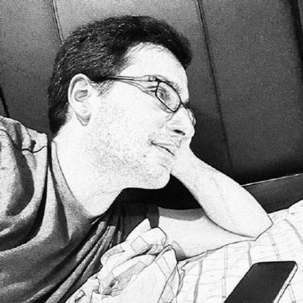 Aaron Dharna